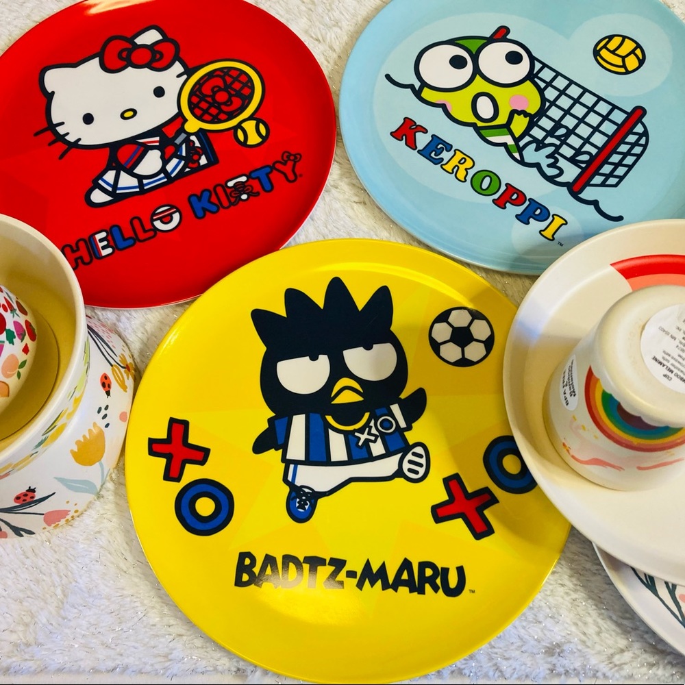 Sanrio & Pillow Fort Kids (Dishware)🍽🥗🥣🍲🍰